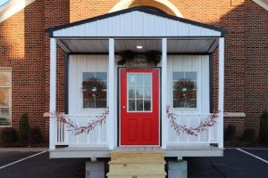 customize your shed for the holidays